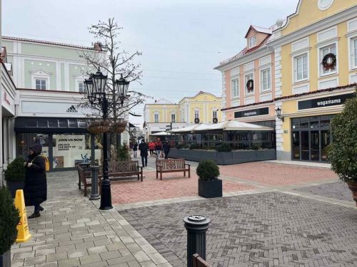 Parndorf village outlet